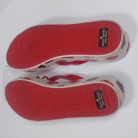 Kate Spade Cream/White and Red Poppy, Wedge Flip Flops, Ladies size 10 - Picture 2 of 5